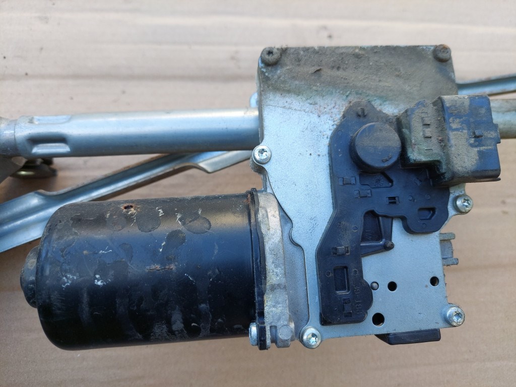 Citroen C4 II ablaktörlő motor első W19436 2. kép