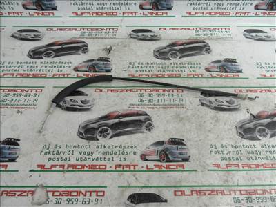 Alfa Romeo Giulietta bal első külső kilincs-zárszerkezet közötti bowden