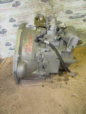 Alfa Romeo 159 4*4  3,2 benzin v6 ,null kilóméteres, 6 sebességes váltó