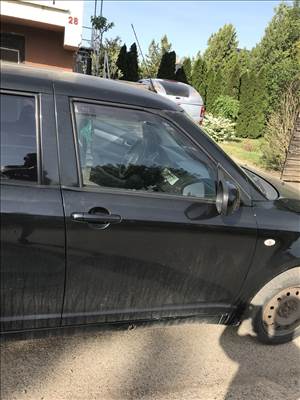 Suzuki Swift jobb első ajtó eladó