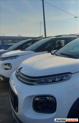 Citroën C3 Aircross II bal első fényszóró lámpa ködlámpa 13468646 psayq00052980
