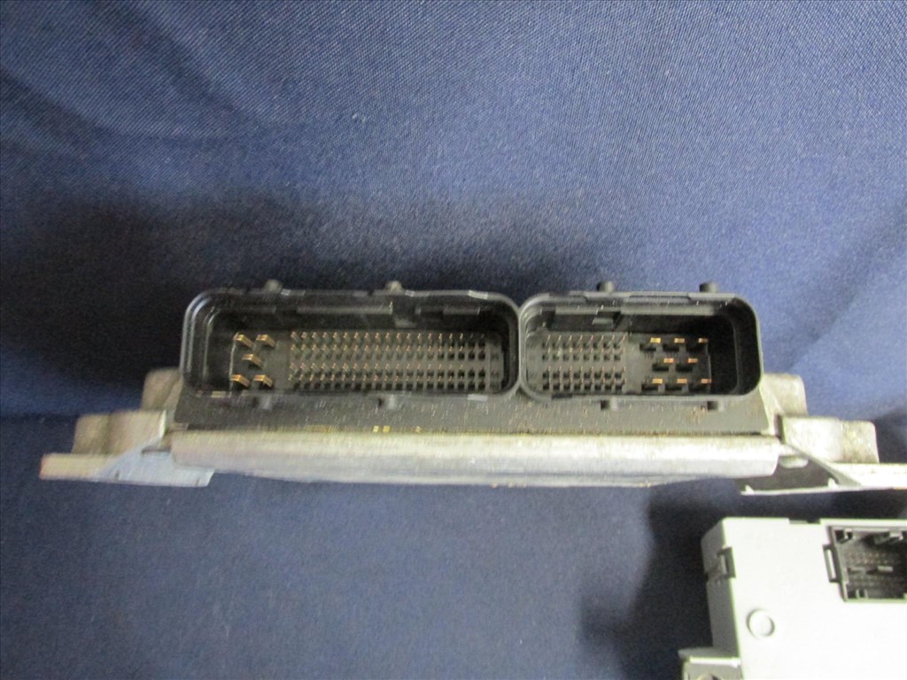 71899 Fiat Stilo 1,9 Jtd motorvezérlő szett 0281011553 2. kép