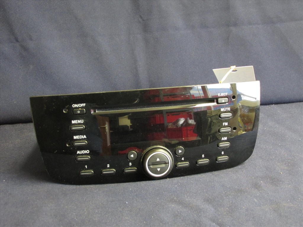 Fiat Punto Evo, My Punto, Nouva Punto Cd-s Rádió Delphi, kód nincs hozzá!!!! 735553921 1. kép