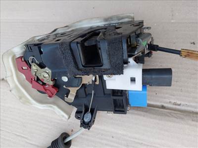 Volkswagen Phaeton ajtózár szerkezet jobb első 3D1837016AA