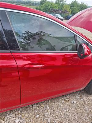 Opel Astra K Jobb első ajtó 