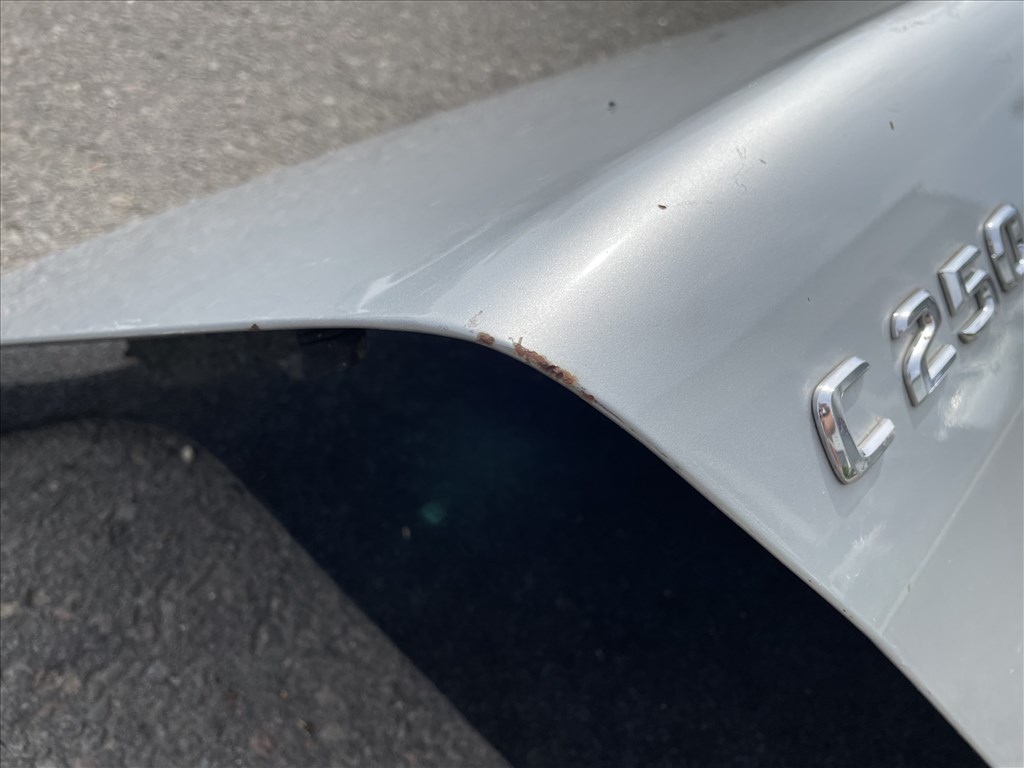 Mercedes C-osztály W202 Csomagtérajtó 4. kép