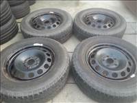 5x112 gyári VW Caddy Maxi lemezfelni, rajta 215/65R16C Goodyear nyári gumi
