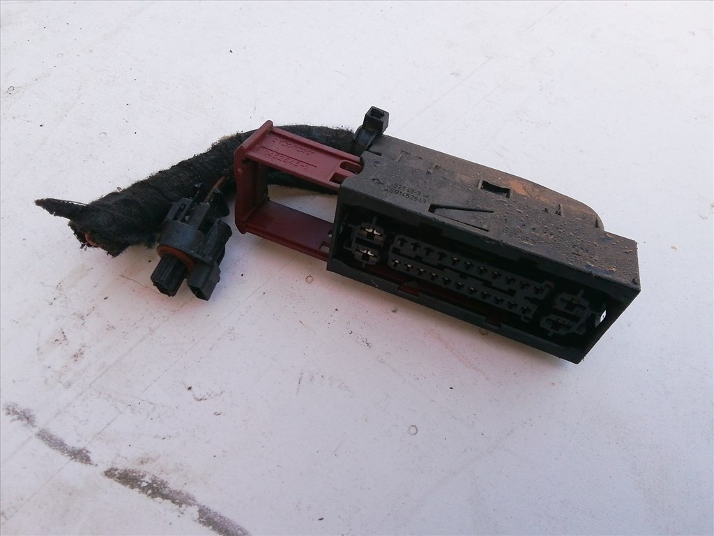 194814 Opel Astra H 2004-2014 Abs Elektromos csatlakozó 13213610 , 10.0206-0206 1. kép