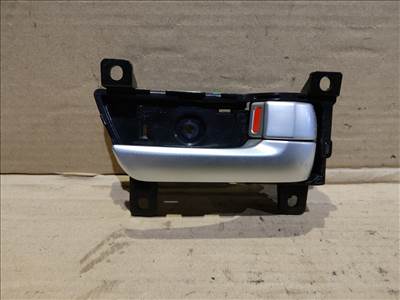 Kia Sorento 2009-2015 jobb oldali belső kilincs 82623-2P000