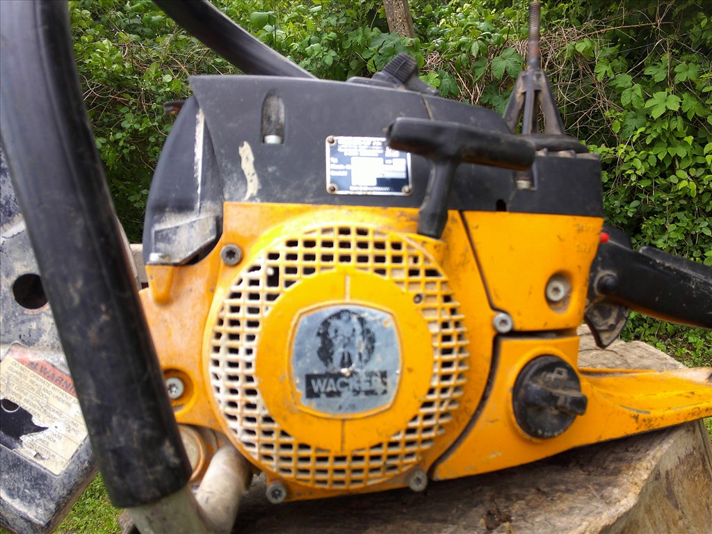 WACKER BTS 11-ES TIPUSÚ,1997-ES ÉVJÁRATÚ,BENZINES BETONVÁGÓ FELÚJÍTÁSRA-ALKATRÉSZNEK 2. kép