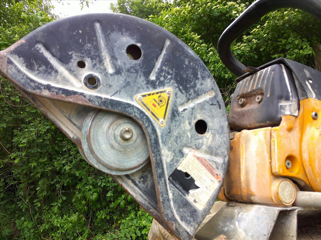 WACKER BTS 11-ES TIPUSÚ,1997-ES ÉVJÁRATÚ,BENZINES BETONVÁGÓ FELÚJÍTÁSRA-ALKATRÉSZNEK 15. kép