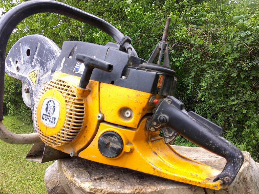 WACKER BTS 11-ES TIPUSÚ,1997-ES ÉVJÁRATÚ,BENZINES BETONVÁGÓ FELÚJÍTÁSRA-ALKATRÉSZNEK 21. kép