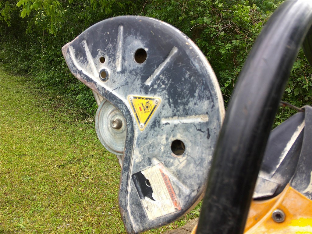 WACKER BTS 11-ES TIPUSÚ,1997-ES ÉVJÁRATÚ,BENZINES BETONVÁGÓ FELÚJÍTÁSRA-ALKATRÉSZNEK 32. kép