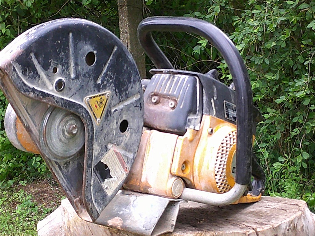 WACKER BTS 11-ES TIPUSÚ,1997-ES ÉVJÁRATÚ,BENZINES BETONVÁGÓ FELÚJÍTÁSRA-ALKATRÉSZNEK 49. kép