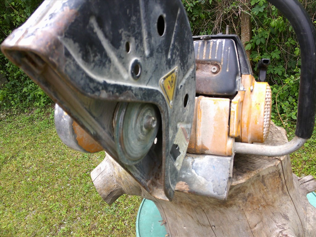 WACKER BTS 11-ES TIPUSÚ,1997-ES ÉVJÁRATÚ,BENZINES BETONVÁGÓ FELÚJÍTÁSRA-ALKATRÉSZNEK 54. kép