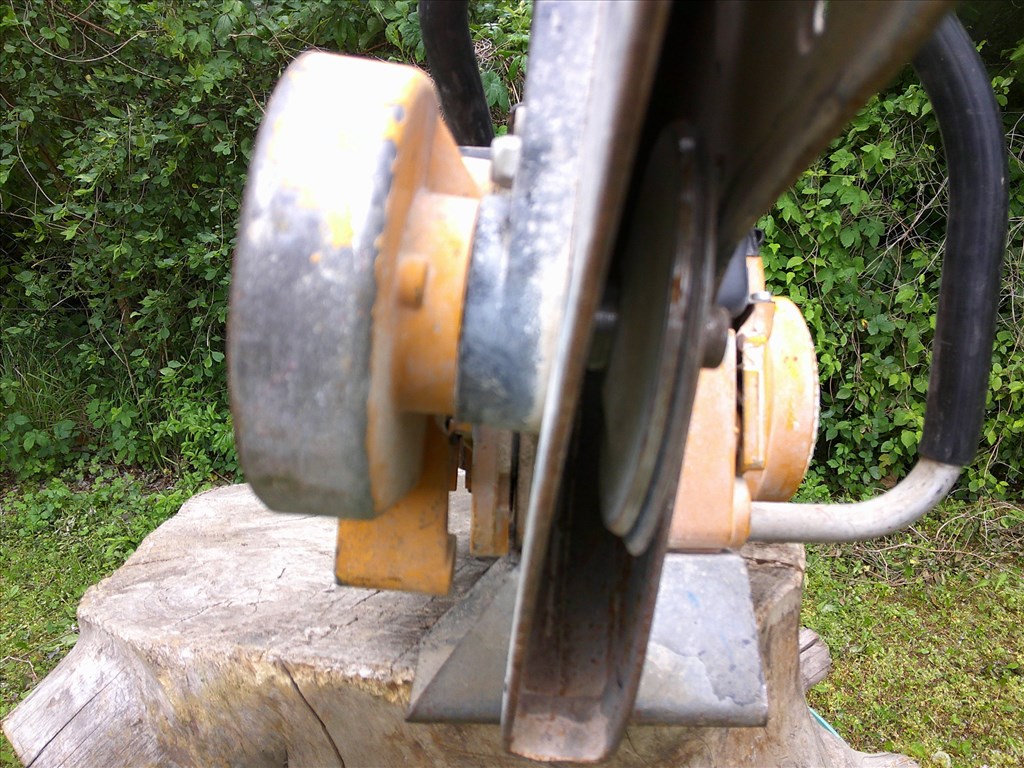 WACKER BTS 11-ES TIPUSÚ,1997-ES ÉVJÁRATÚ,BENZINES BETONVÁGÓ FELÚJÍTÁSRA-ALKATRÉSZNEK 56. kép