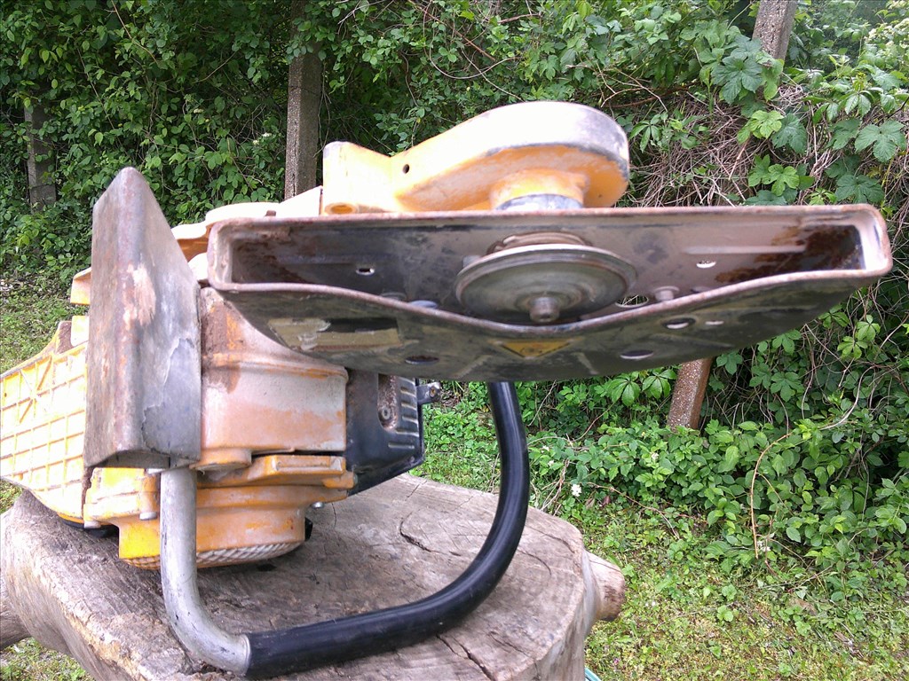 WACKER BTS 11-ES TIPUSÚ,1997-ES ÉVJÁRATÚ,BENZINES BETONVÁGÓ FELÚJÍTÁSRA-ALKATRÉSZNEK 82. kép