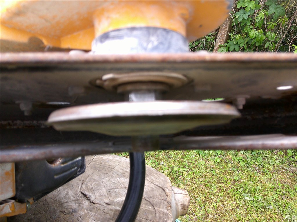 WACKER BTS 11-ES TIPUSÚ,1997-ES ÉVJÁRATÚ,BENZINES BETONVÁGÓ FELÚJÍTÁSRA-ALKATRÉSZNEK 83. kép