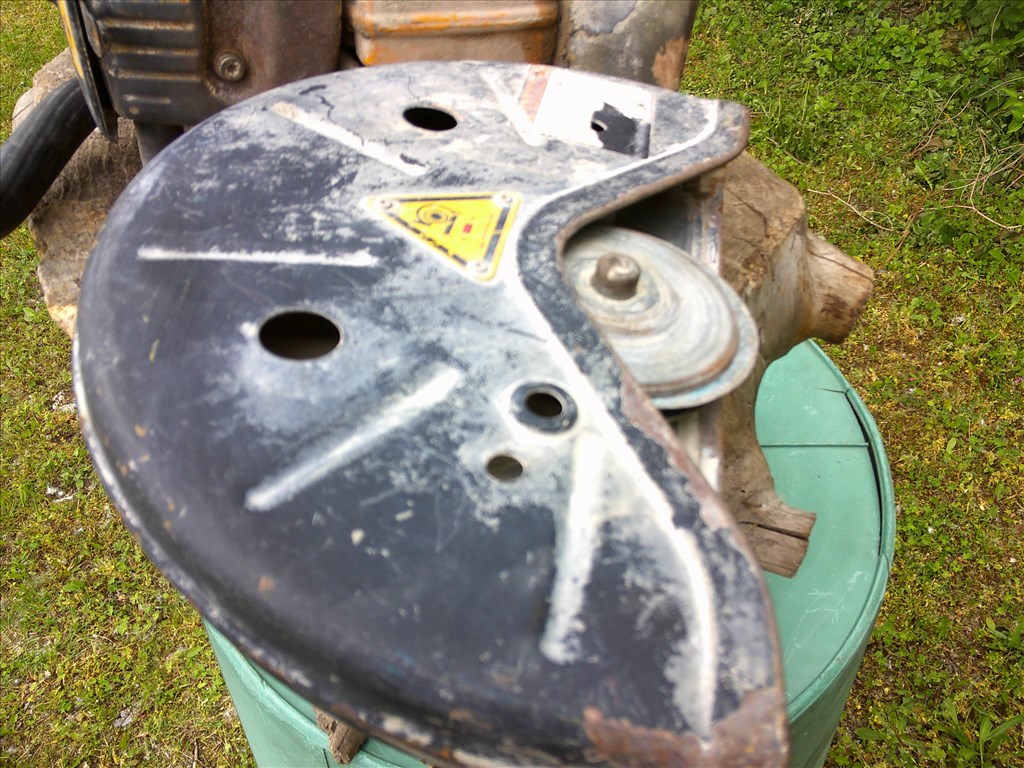 WACKER BTS 11-ES TIPUSÚ,1997-ES ÉVJÁRATÚ,BENZINES BETONVÁGÓ FELÚJÍTÁSRA-ALKATRÉSZNEK 98. kép