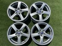 5x108 16" Volvo gyári alufelni 7Jx16h2 ET50