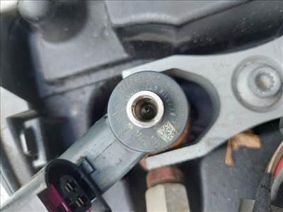 Skoda Octavia III-Superb III-Karoq-Kodiaq 2,0 diesel befecskendező 04L130277AE