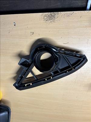 Hyundai i10 (AC3/AI3) ködlámpa rács 86564-k7020ca