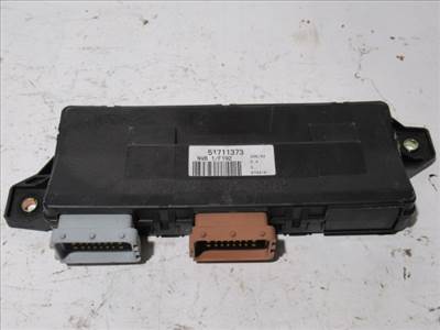 Fiat Stilo 5 ajtós hátsó elektromos ablakemelő vezérlő 51711373