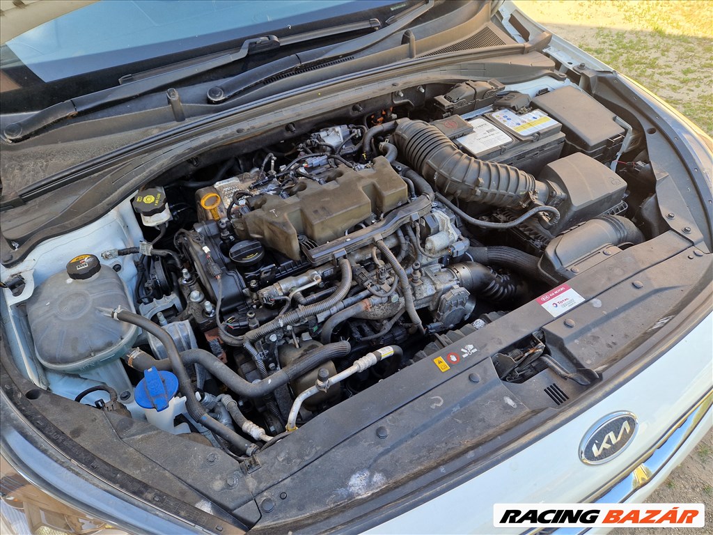 Kia Ceed III (CD) 1.6 crdi D4FE bontott alkatrészek, bontás, bontott jármű 10. kép