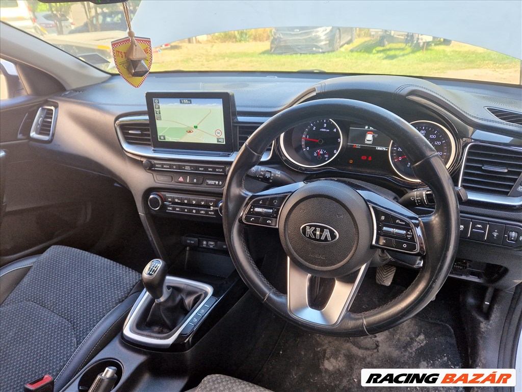 Kia Ceed III (CD) 1.6 crdi D4FE bontott alkatrészek, bontás, bontott jármű 11. kép