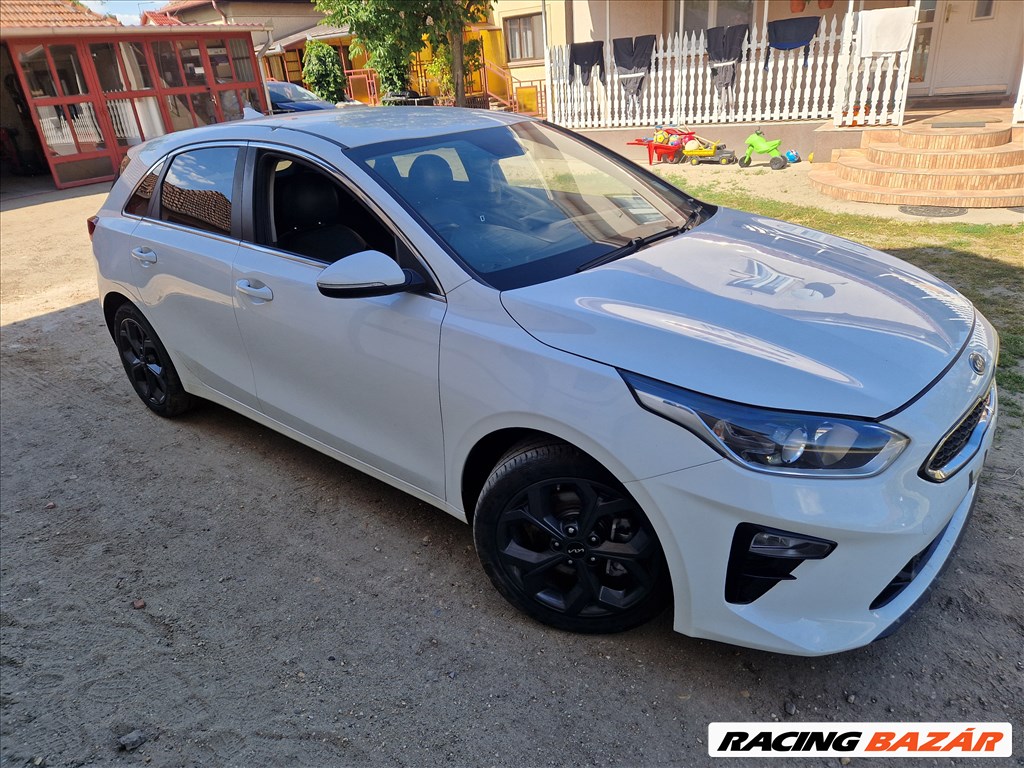 Kia Ceed III (CD) 1.6 crdi D4FE bontott alkatrészek, bontás, bontott jármű 3. kép