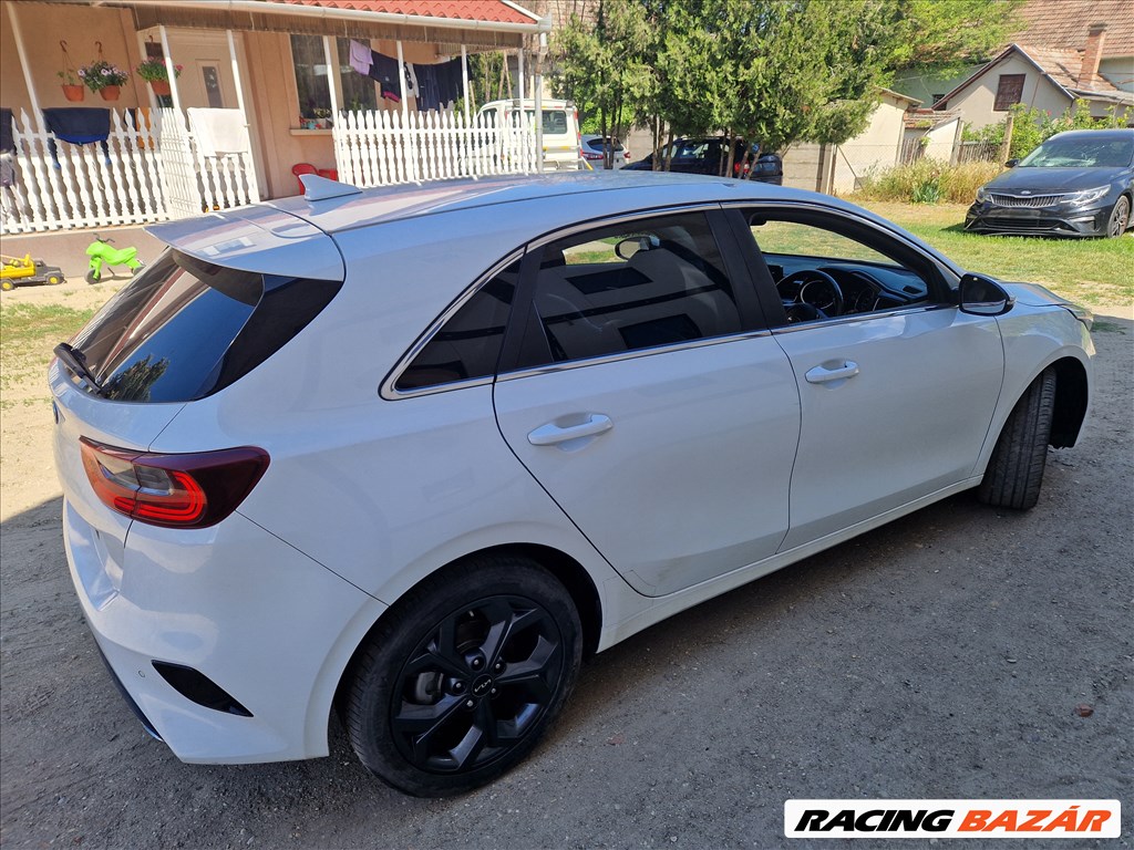 Kia Ceed III (CD) 1.6 crdi D4FE bontott alkatrészek, bontás, bontott jármű 4. kép