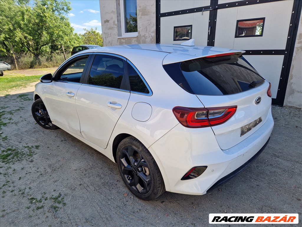 Kia Ceed III (CD) 1.6 crdi D4FE bontott alkatrészek, bontás, bontott jármű 7. kép