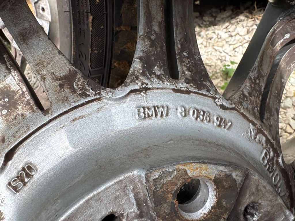 BMW E60 E61 18' Styling 135 M sport alufelni Szett 9. kép