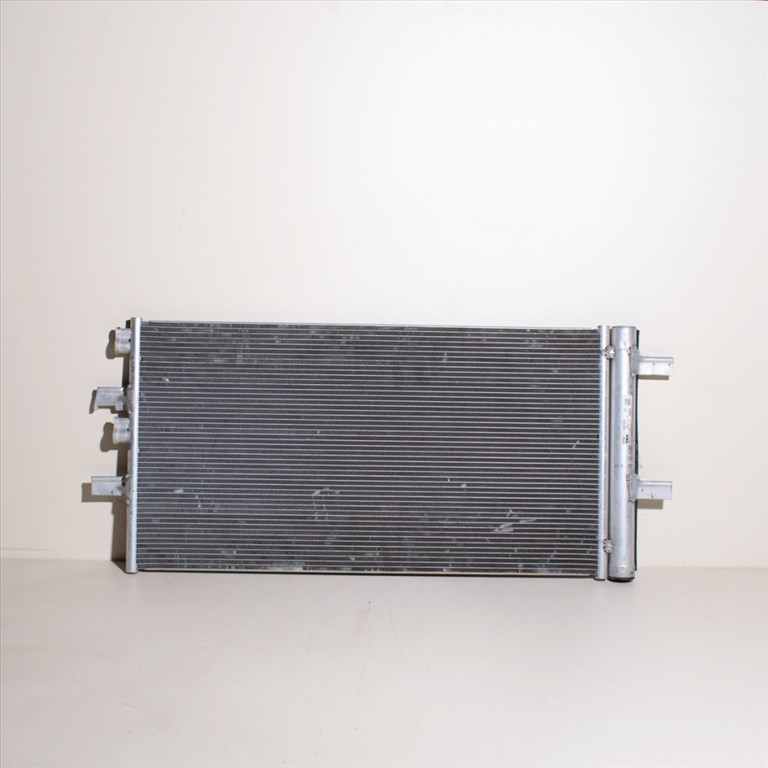 BMW 1er F40, 2er F44-F45-F46, X1 F48, F2 F39, MINI F54-F60 Klíma hûtõ 1. kép