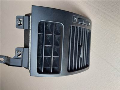 Volkswagen Touran légbeömlő szellőző bal 1T0819703A