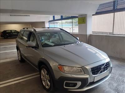 Volvo XC70 2008-2016 D5 AWD kanyarkövető bőr BLIS Dynaudio üléshűtés keyless bontott alkatrészei
