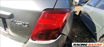 Toyota Yaris (XP130/XP150) Jobb hátsó lámpa 