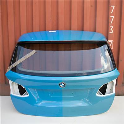 BMW 2er Active Tourer Csomagtérajtó