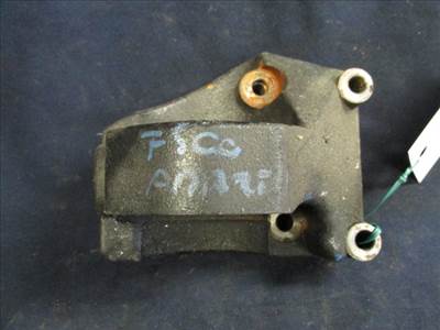 Fiat 500 Abarth / Grande Punto/Linea 55207507 számú féltengely tartó alubak 