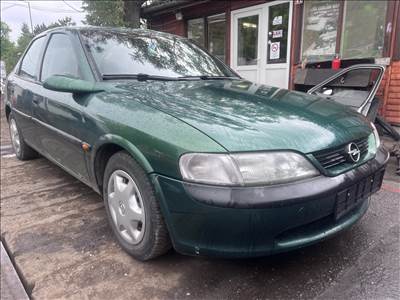 Opel Vectra B 1.6i bontott alkatrészei