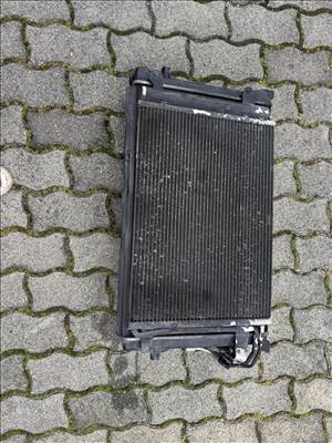 Seat León II hűtőventilátor keret 1k0121205 / 1k0121207