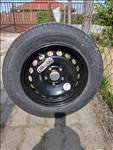 5x114.3 lyukosztású 15" új (gyári felni) lemezfelni, rajta 195/65 új Michelin nyári gumi gumi