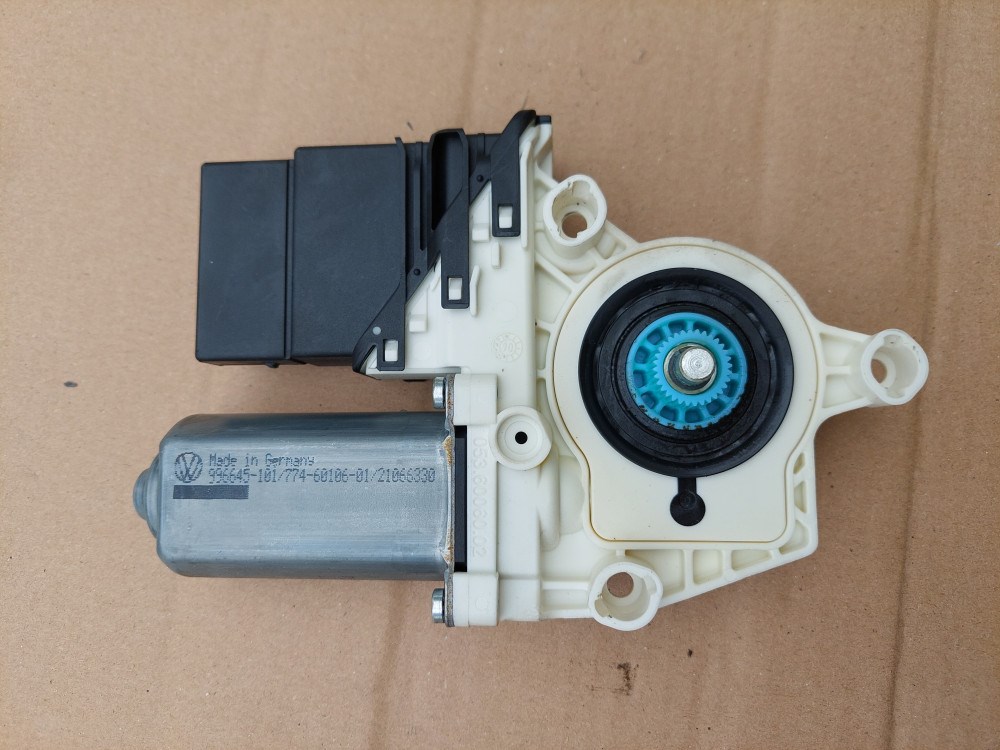 Skoda Octvia II-VW Touran-Golf ablakemelő motor bal hátsó 1K0959703J 2. kép