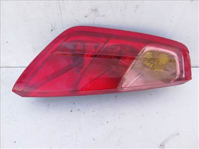 193893 Fiat Grande Punto 2005-2009 bal hátsó lámpa,a képen látható sérüléssel, izzófoglalat nélkül!! 51701589