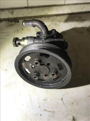 Audi A4 (B5 - 8D) 2,5 V6 TDI / szervószivattyú 8d0145177q