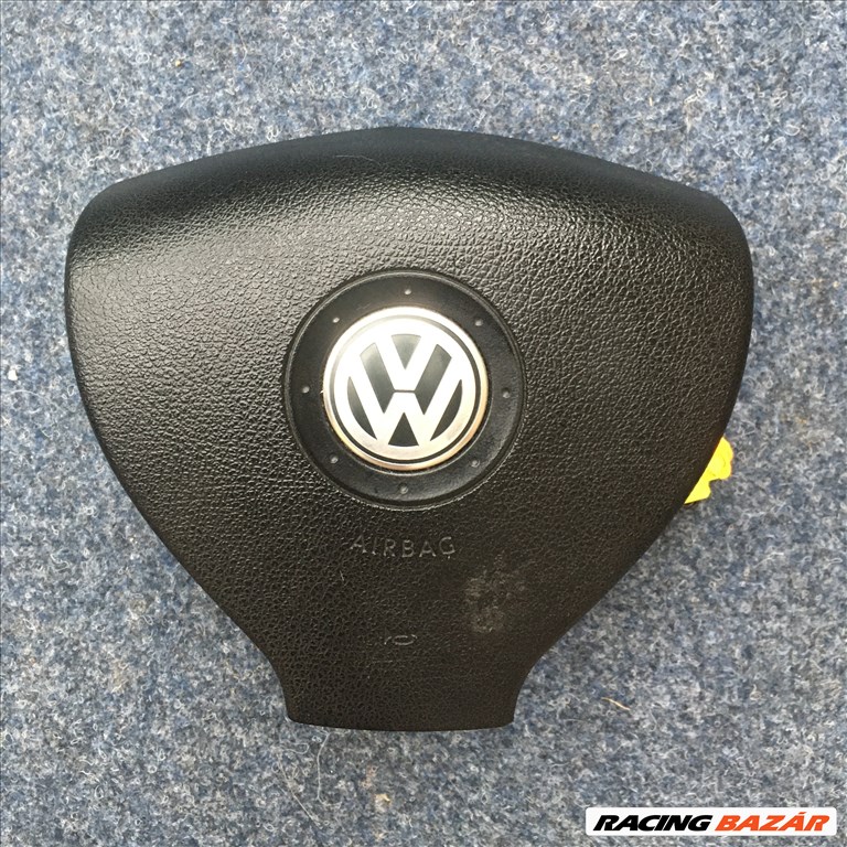 Eladó Vw Volkswagen mk5-ös hibátlan műanyag és bőr kormány. 2003-2012-ig. Akár cserélve. Bp/posta 13. kép