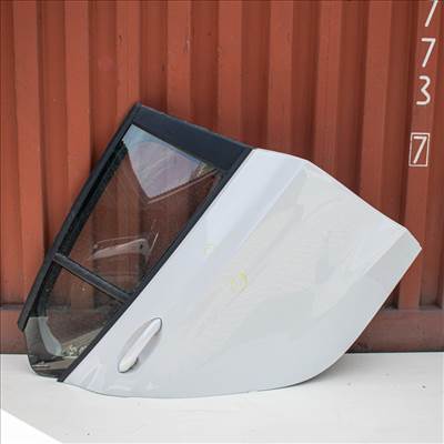 BMW 1er F40 jobb első ajtó