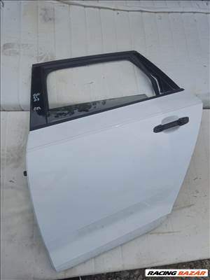 Audi A4 B9 Avant B. hátsó enyhén sérült 