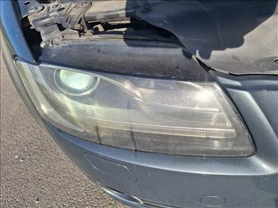 Audi A5 (B8 - 8T) Jobb első xenon fényszóró 