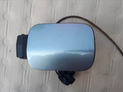 Skoda Superb II üzemanyagtank fedél tanksapkával 3T5809857B